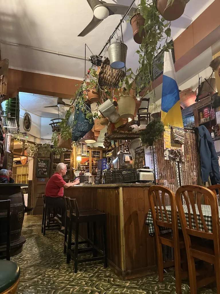 Umur Tosun_La Despensa de Diderot_Las Palmas de Gran Canaria_review