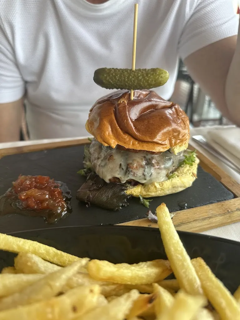 Katie_Pier 19_Las Palmas de Gran Canaria_review