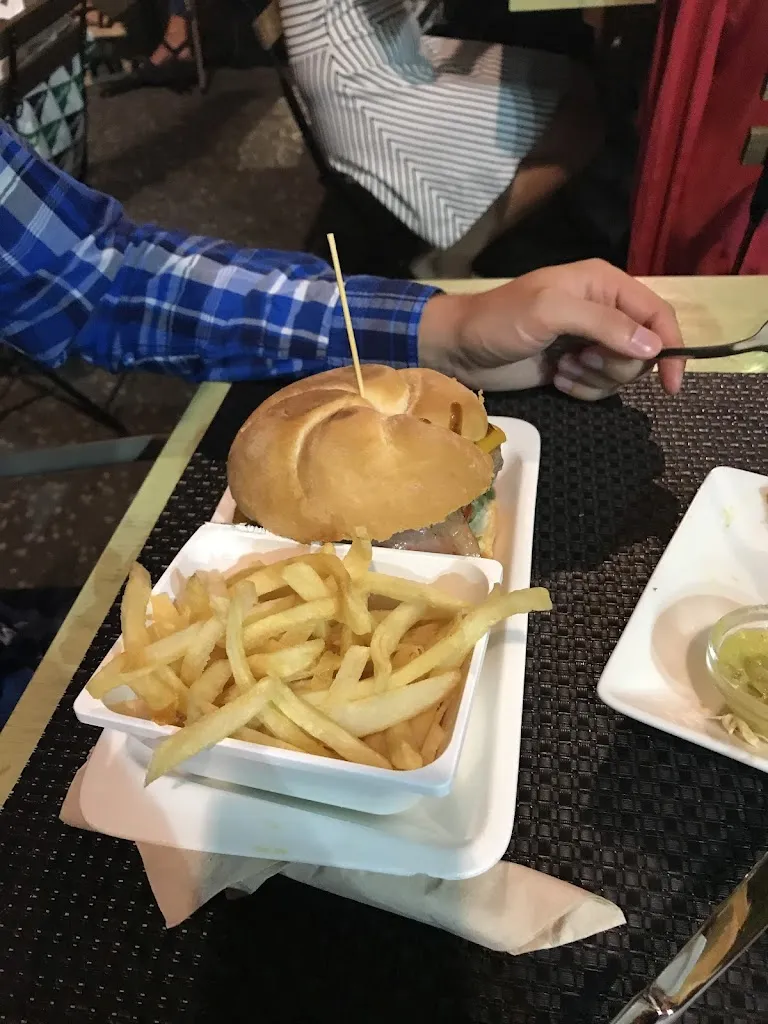 Klaudia Bielasta_Nömadas Las Palmas_Las Palmas de Gran Canaria_review