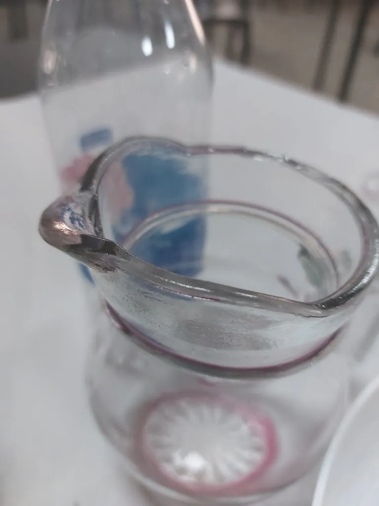 gloria hernandez_Bar Micaela Cruzmar_Cenizate_review