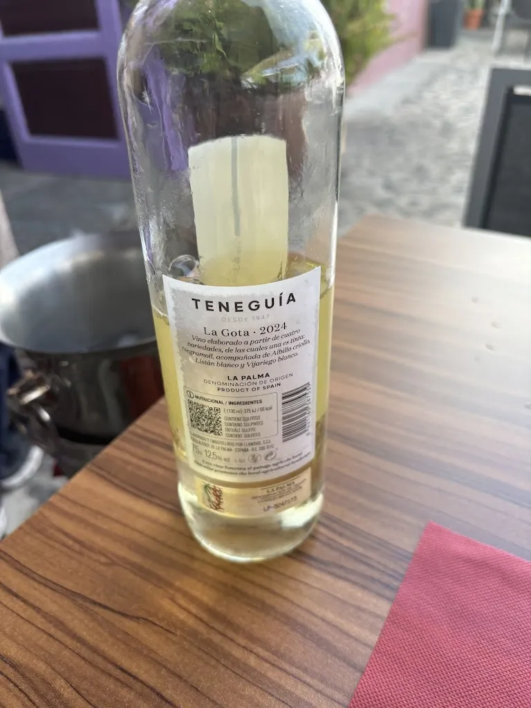 Catalina Cantero_La Lonja_Santa Cruz de La Palma_review