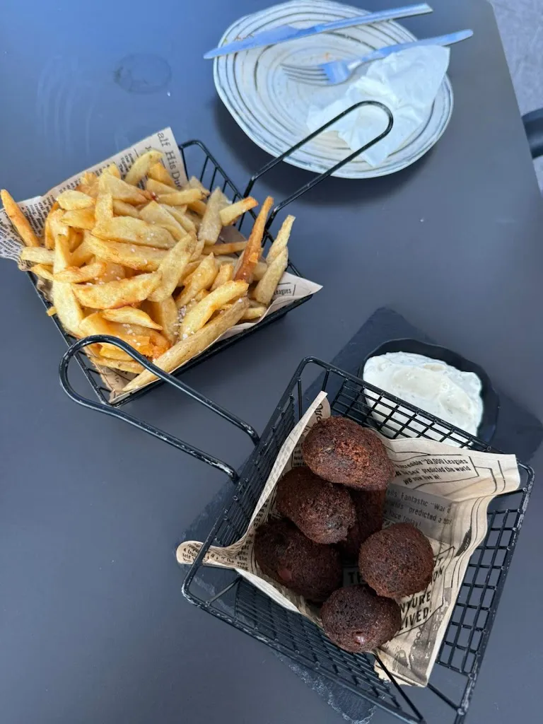 Sem Ekkelboom_La Isla de Goya_Santa Cruz de La Palma_review