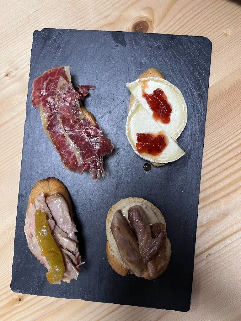 Dmitry Evdokimov (dmi7ry)_Hispano Exquisiteces_Santa Cruz de La Palma_recensione