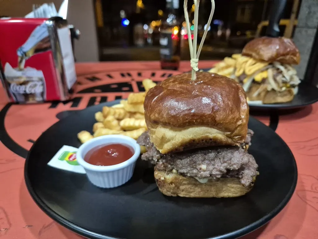 Andrada Flueras_MALABAR_Santa Cruz de La Palma_review