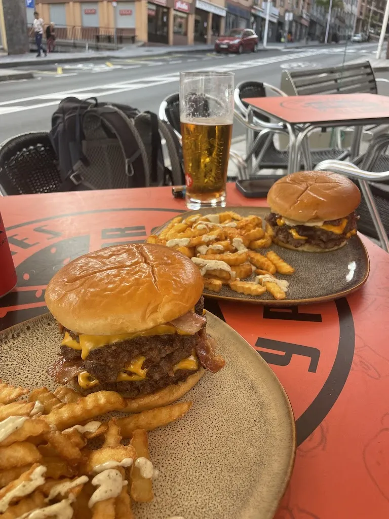 Catalina Toda_MALABAR_Santa Cruz de La Palma_review