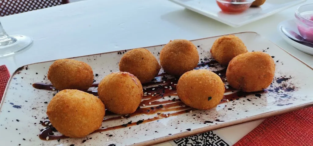 Nara Evans_Restaurante El Rinconcito de Doña Juanita_Puerto del Rosario_review