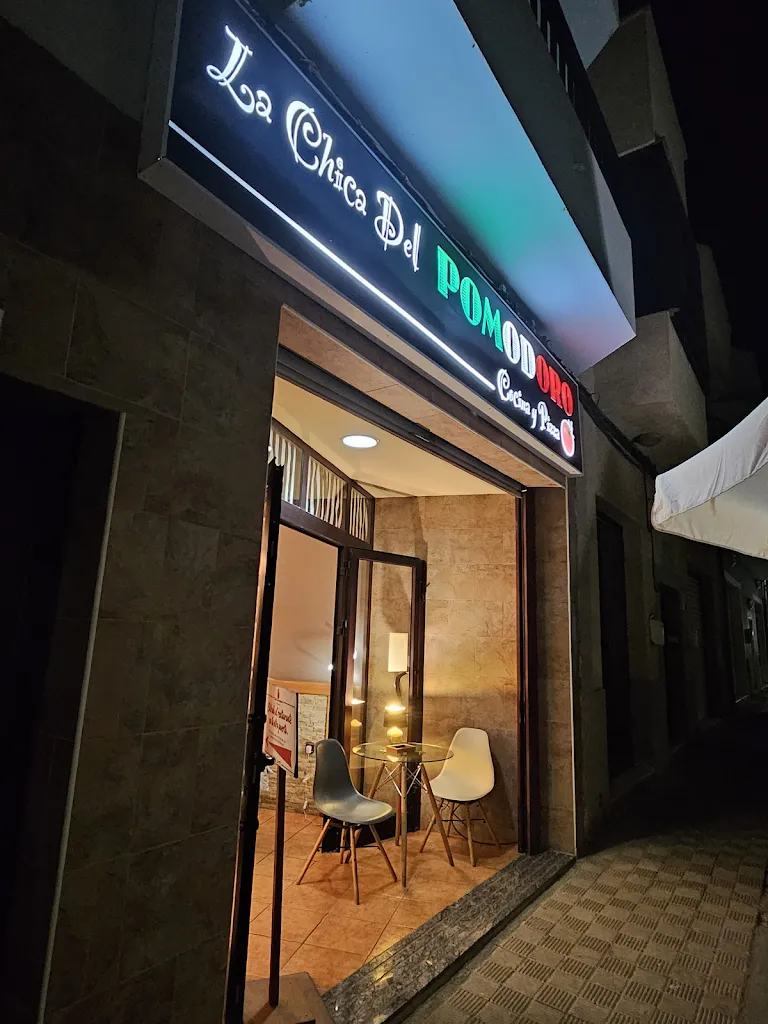 Grzegorz Roman_Restaurante la Chica del Pomodoro_Puerto del Rosario_review