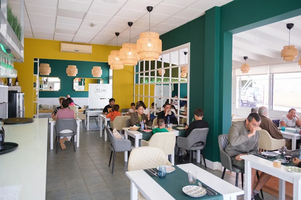 Restaurante 5 Sentidos Arroces y Tapas_Puerto del Rosario_slider_image_1