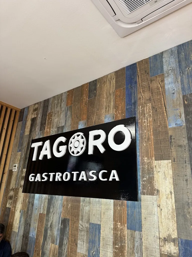 Stephen Kendall_Tagoro Gastrotasca_Puerto del Rosario_review
