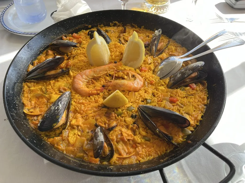 John Mathews_Restaurante Cangrejo Colorao_Puerto del Rosario_review