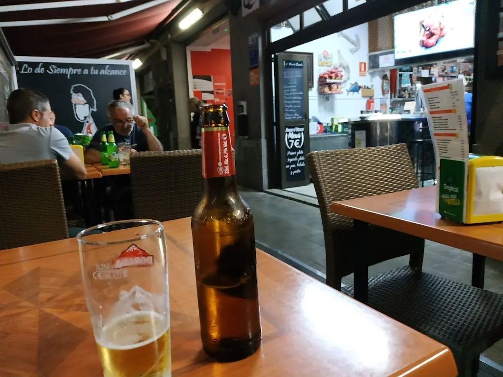 egle egle_El Abuelo Camilo_Puerto del Rosario_review