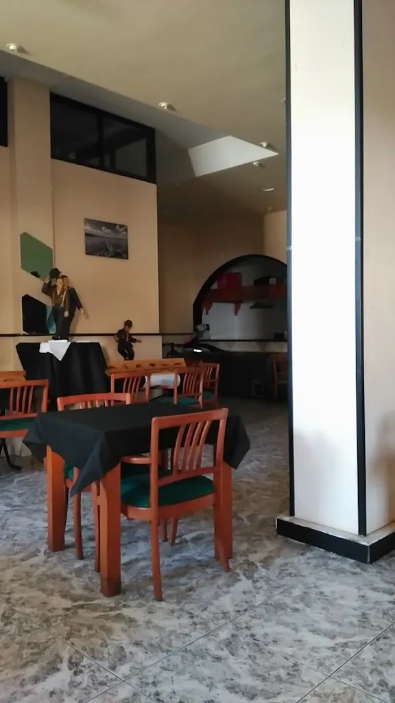 JOSE LUIS Rodriguez_El Bolero steak house_Puerto del Rosario_review