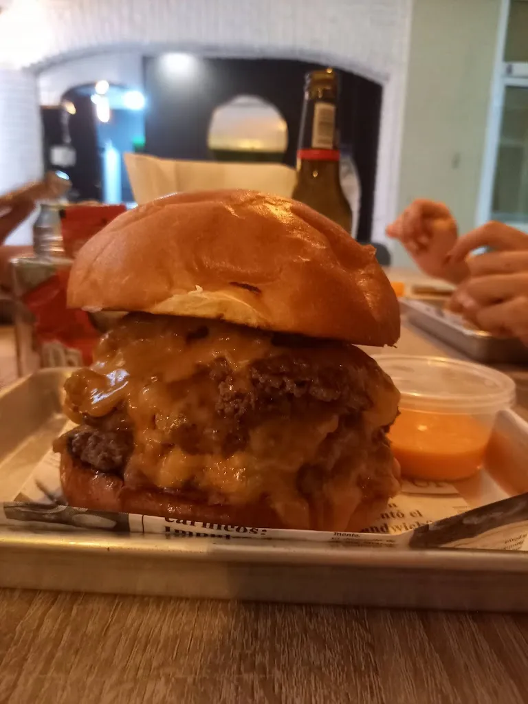 alan evans_Kuma burger_Puerto del Rosario_review