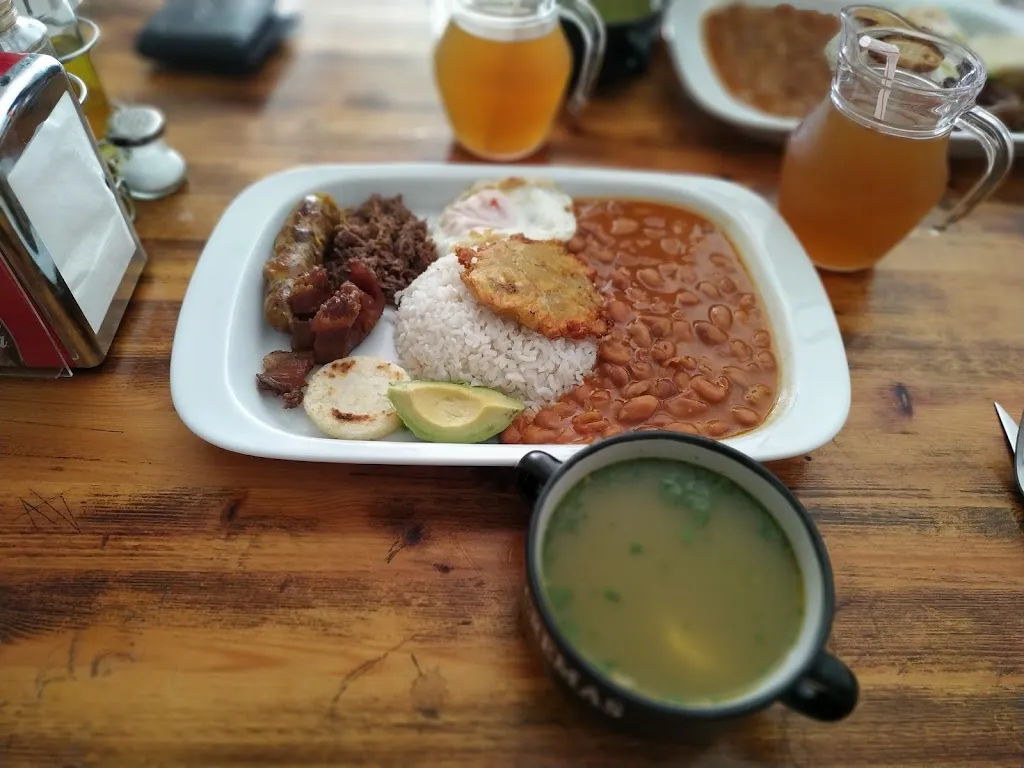 Menu_Restaurante Bar La Sabrosura_Puerto del Rosario_immagine_1