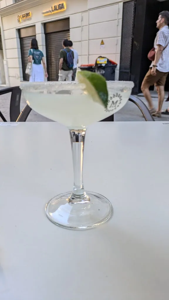 Paul Perrone_Serafina_Férez_review