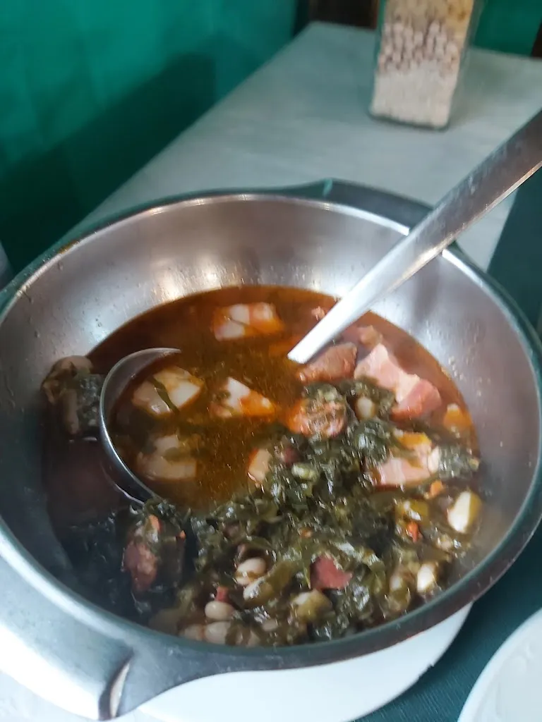 F M_Meson El Nogalon_Arenas de Iguña_review