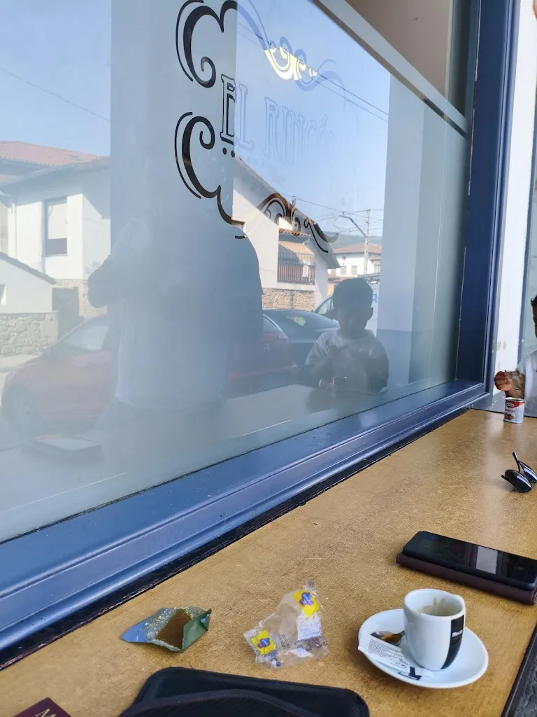 JUAN CARLOS_Bar El Rincon_Arenas de Iguña_review