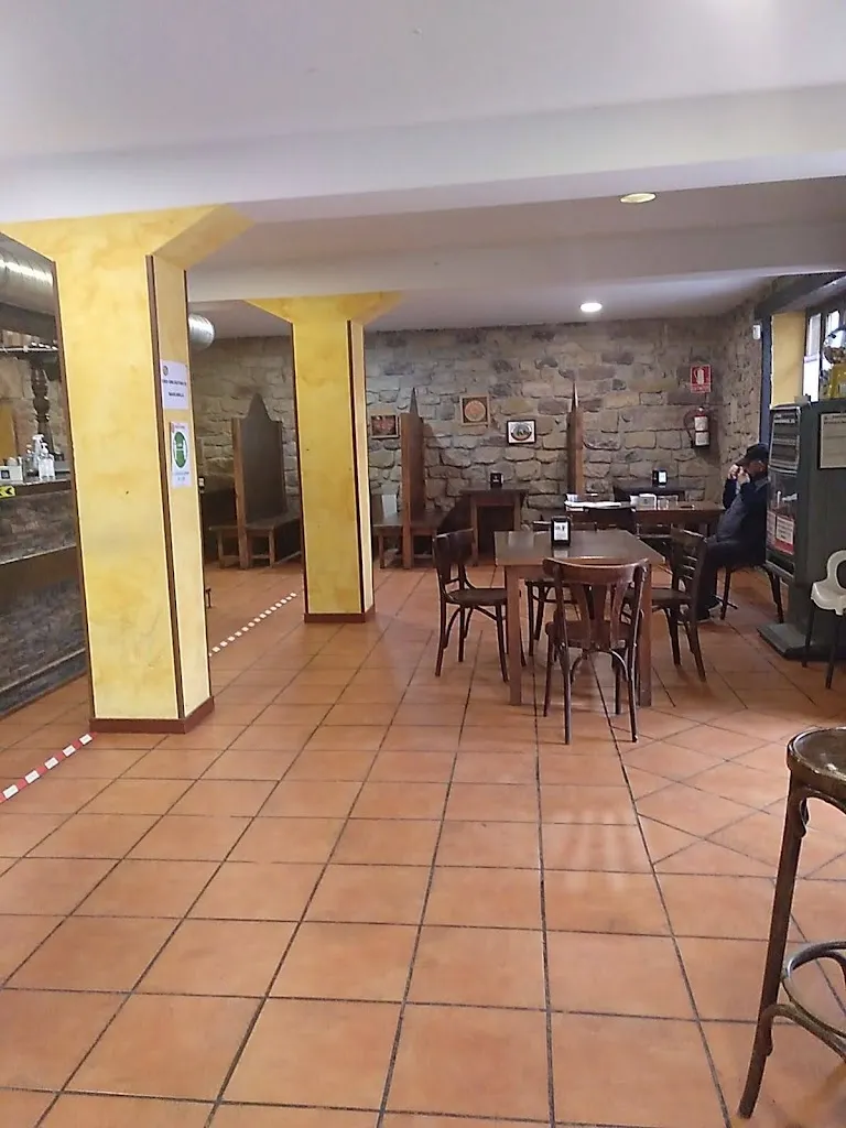 Bar Restaurante Dos Valles restaurant in Arenas de Iguña