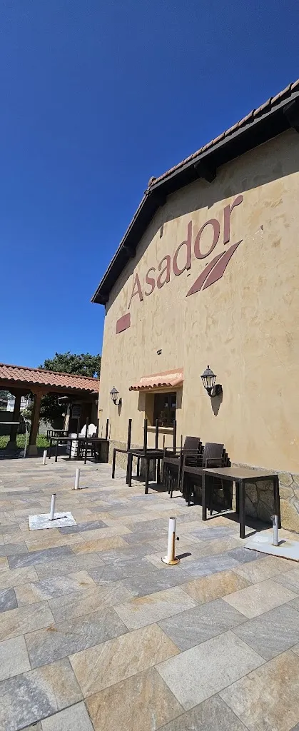 Asador La Huerta De Sines Restaurant in Argoños