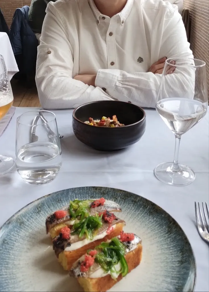 Љубица Жугај_Restaurante Las Peñas_Ampuero_review