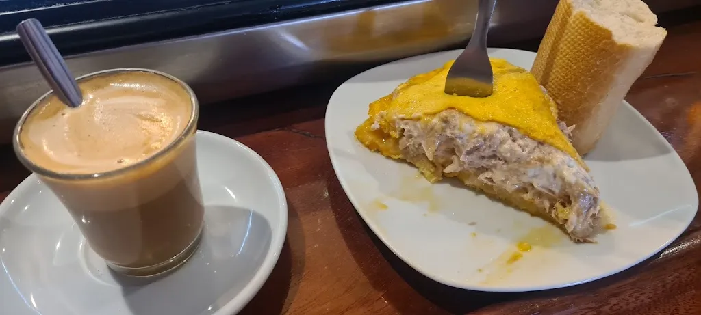 Jesus Ferreiro_Trastienda_Ampuero_review