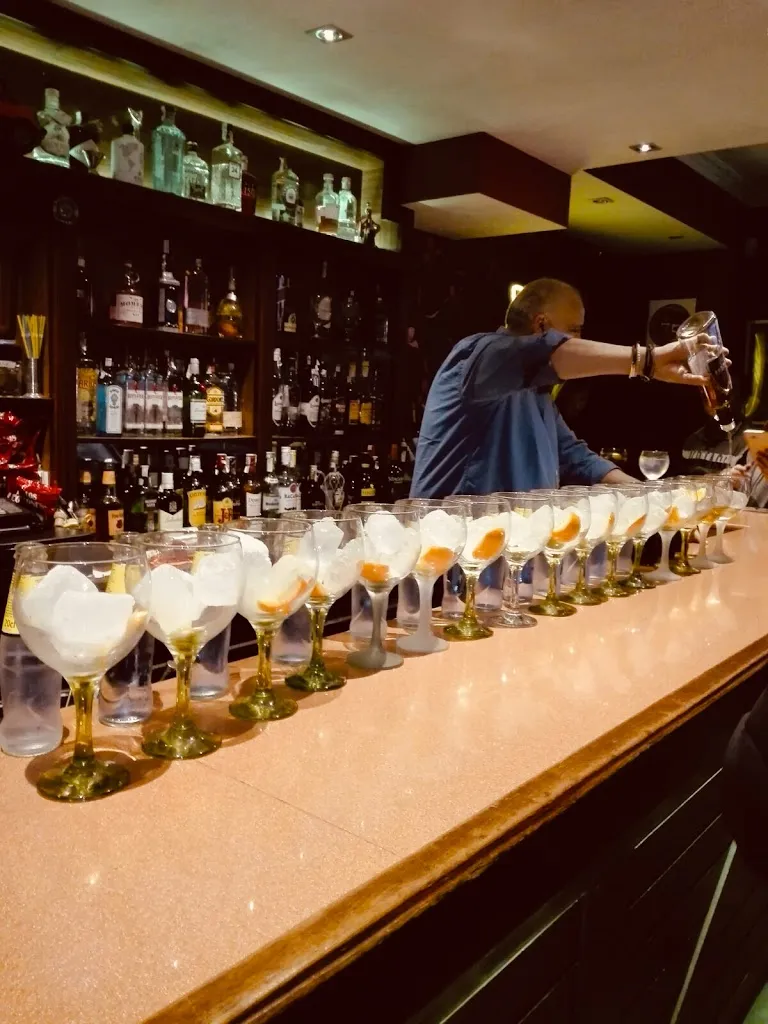 Pub Pino Verde restaurant in Ampuero