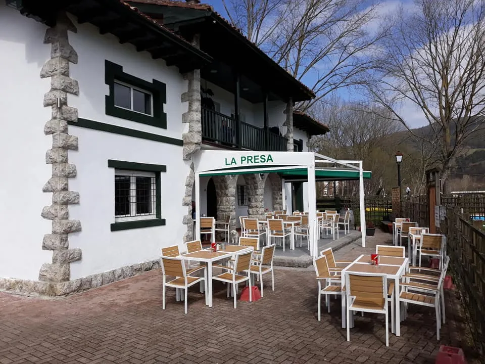 Bar La Presa_Ampuero_slider_image_3