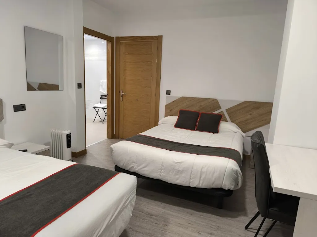 Hostal La Pinta_Ampuero_slider_image_1