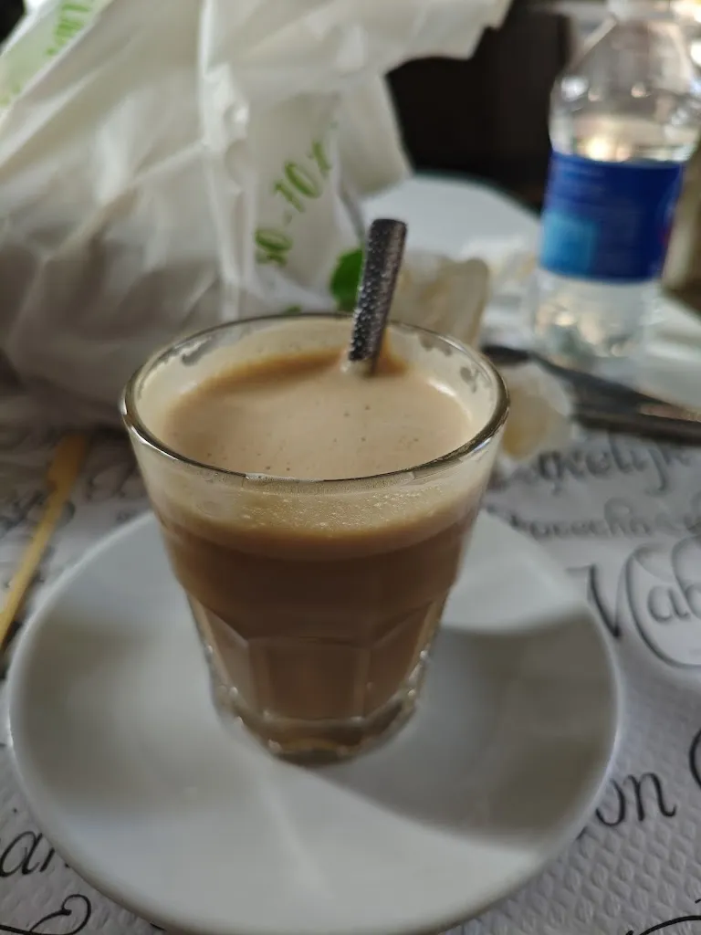 Nelson Figueredo Casuso_Plaza Blanca_Ampuero_review