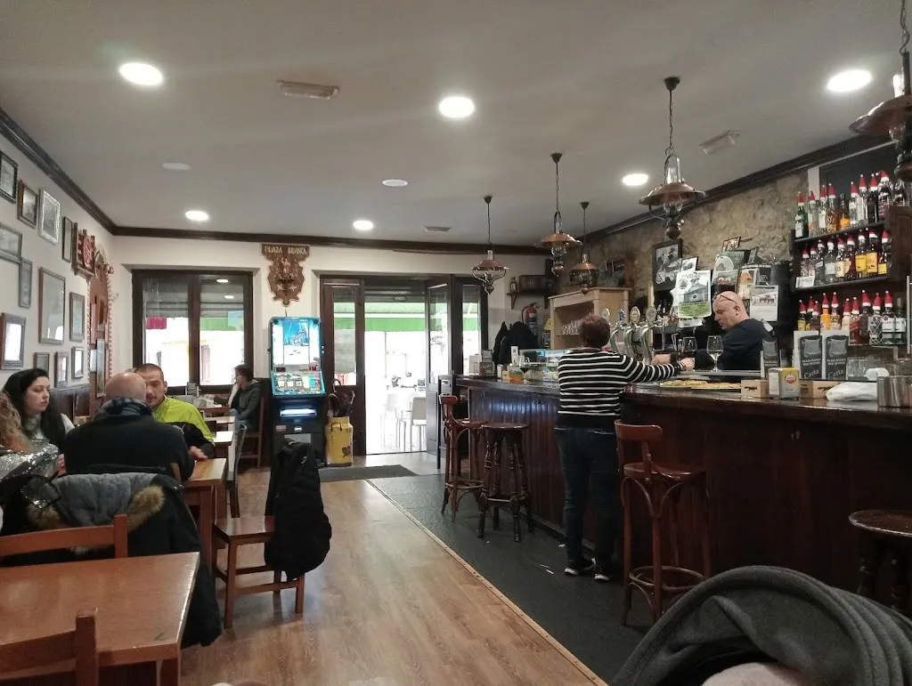 Plaza Blanca restaurant in Ampuero