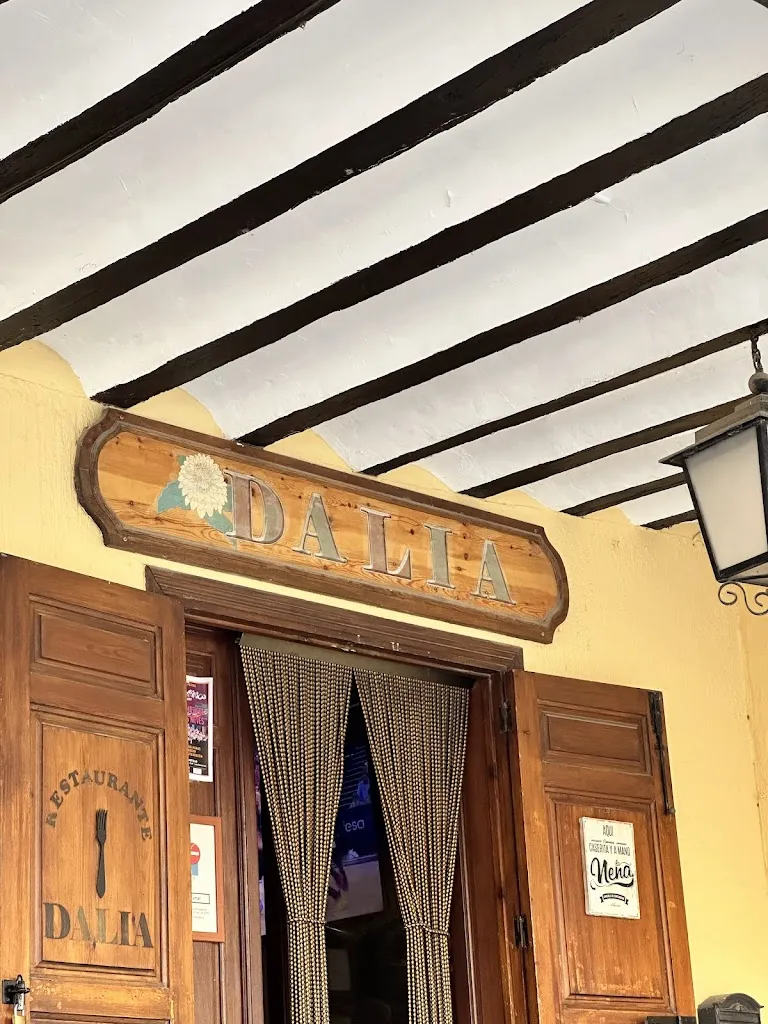 Rhyan Paul_Restaurante - Bar • La Dalia •_Chinchilla de Monte-Aragón_review