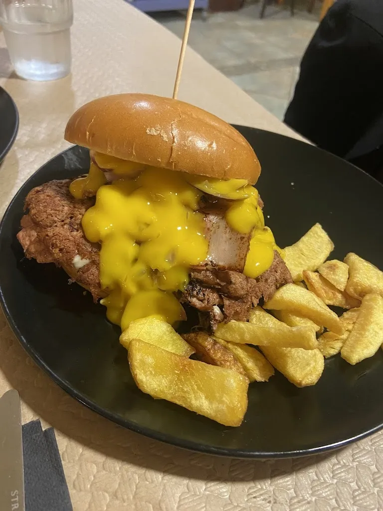 Bar Terraza Puerto Calderón_Alfoz de Lloredo_slider_image_2