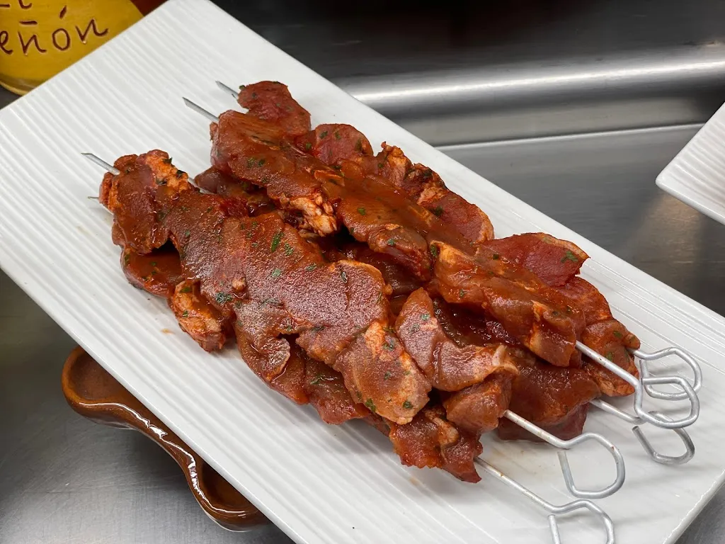 Hostal Restaurante El Peñón_Chinchilla de Monte-Aragón_slider_image_3