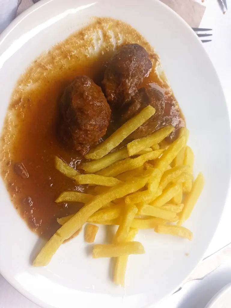 Menu_Restaurante El Porche_Alfoz de Lloredo_immagine_9