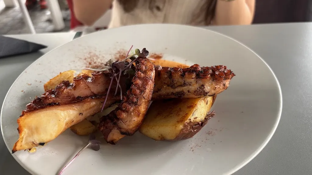 Ionut Lazarescu_Restaurante Ambigú_San Sebastián de La Gomera_review