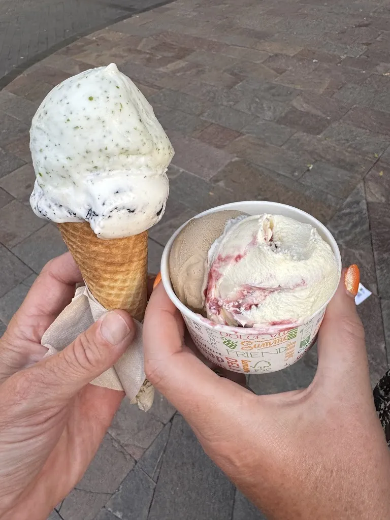 Simon Coombes_La Salamandra_San Sebastián de La Gomera_review