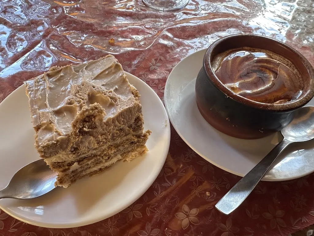 Marijn Epskamp_Bar Restaurante Los Leones_San Sebastián de La Gomera_review