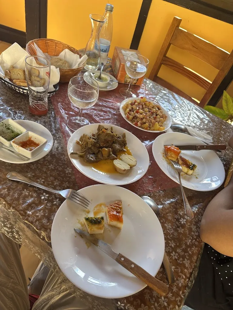 Bar Restaurante Los Leones_San Sebastián de La Gomera_slider_image_2