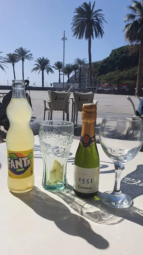 Bar Zumería Cuba Libre_San Sebastián de La Gomera_slider_image_3