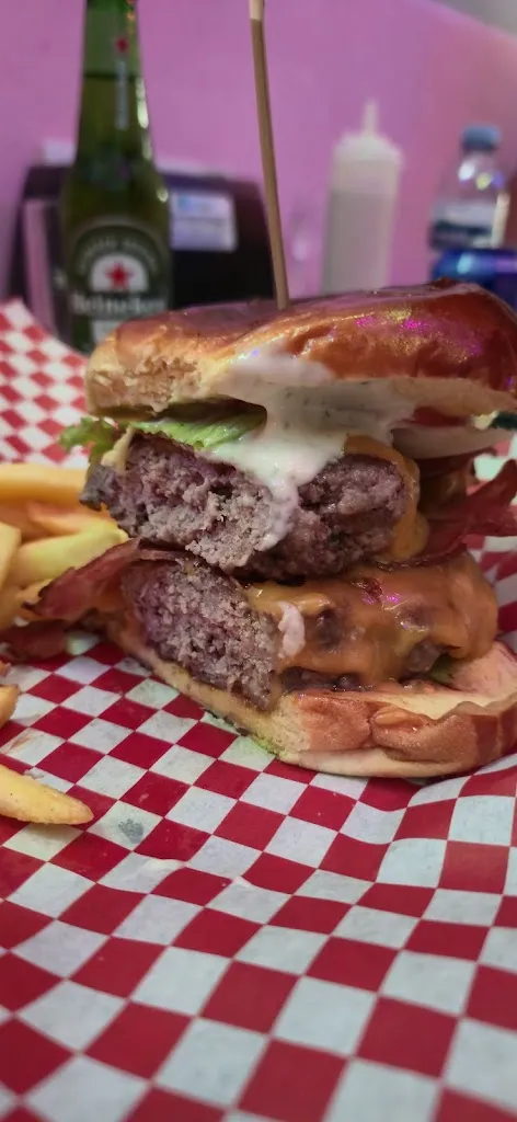 El Edén Burger_San Sebastián de La Gomera_slider_image_3