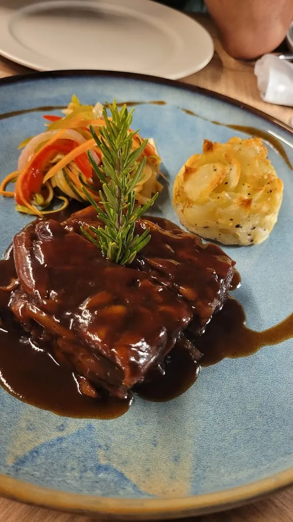 Magda Miró_Larrife Restaurante_San Sebastián de La Gomera_review