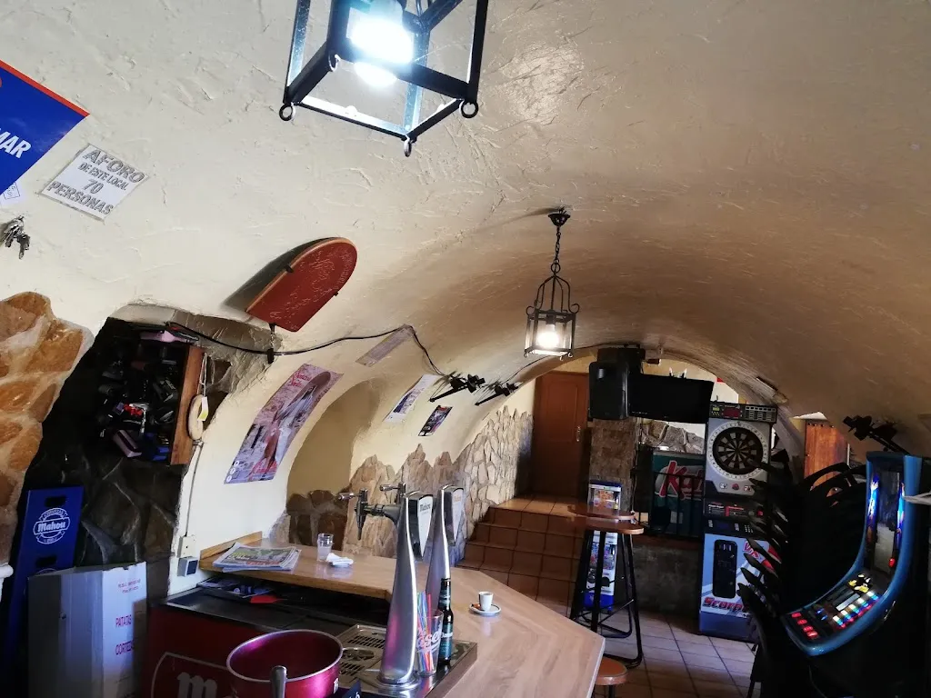 Bar La Caverna_Chinchilla de Monte-Aragón_slider_image_1