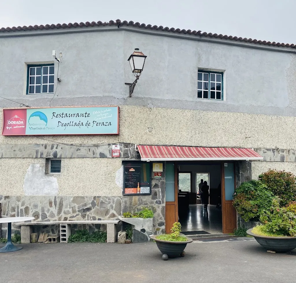 Jill Lowe_Bar restaurante Degollada de Peraza_San Sebastián de La Gomera_review