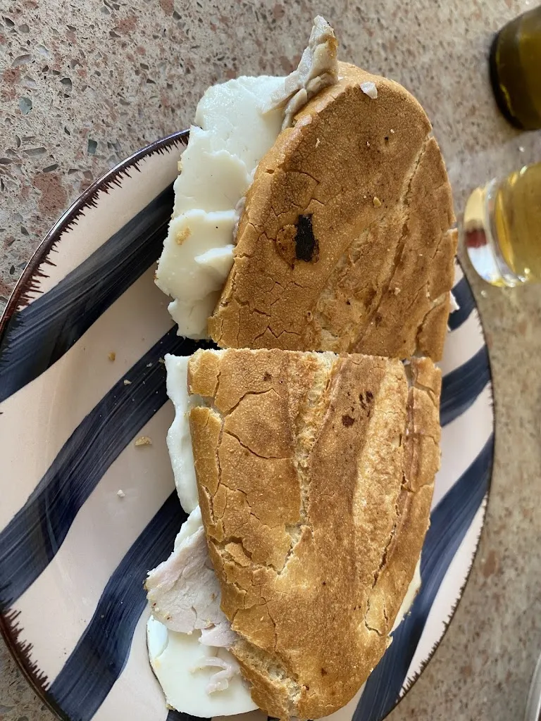 Parque La Torre Bar Cafetería & Hamburguesería_San Sebastián de La Gomera_slider_image_3