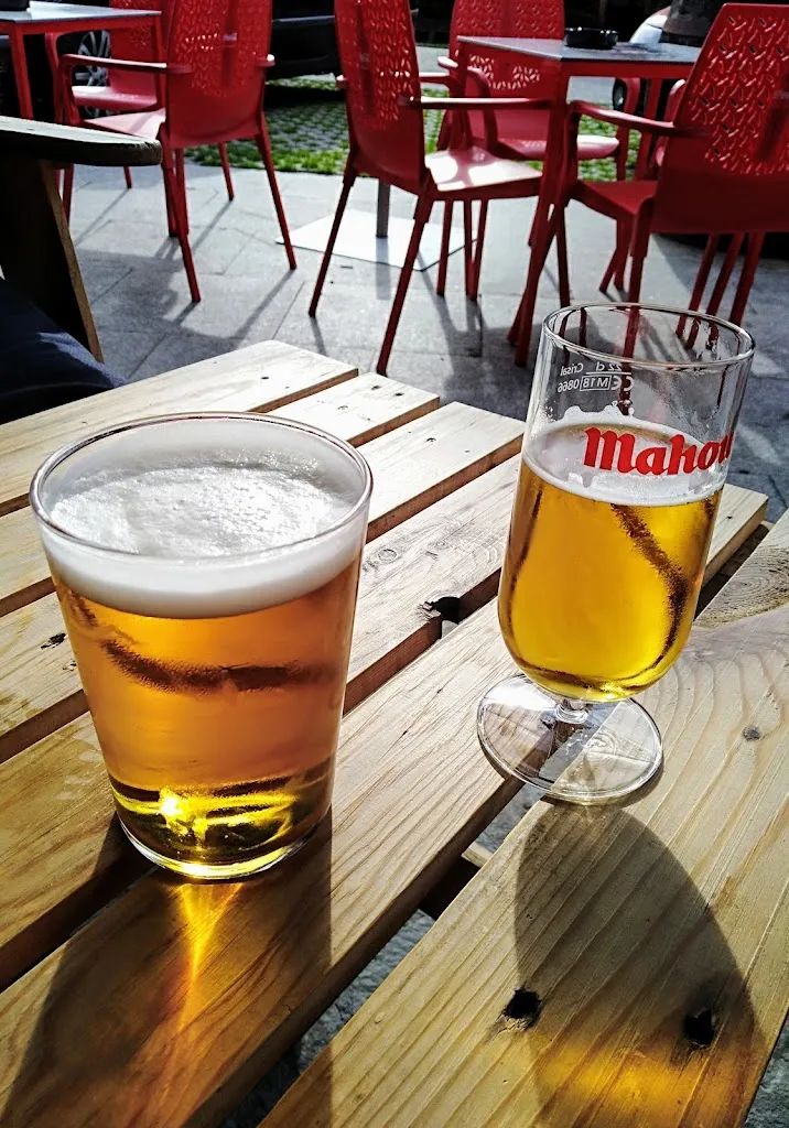 Menu_Bar Moderno_Bárcena de Pie de Concha_image_8