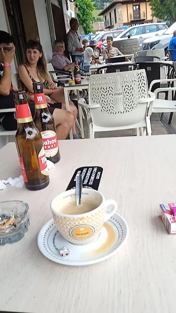 Bar Moderno_Bárcena de Pie de Concha_slider_image_2