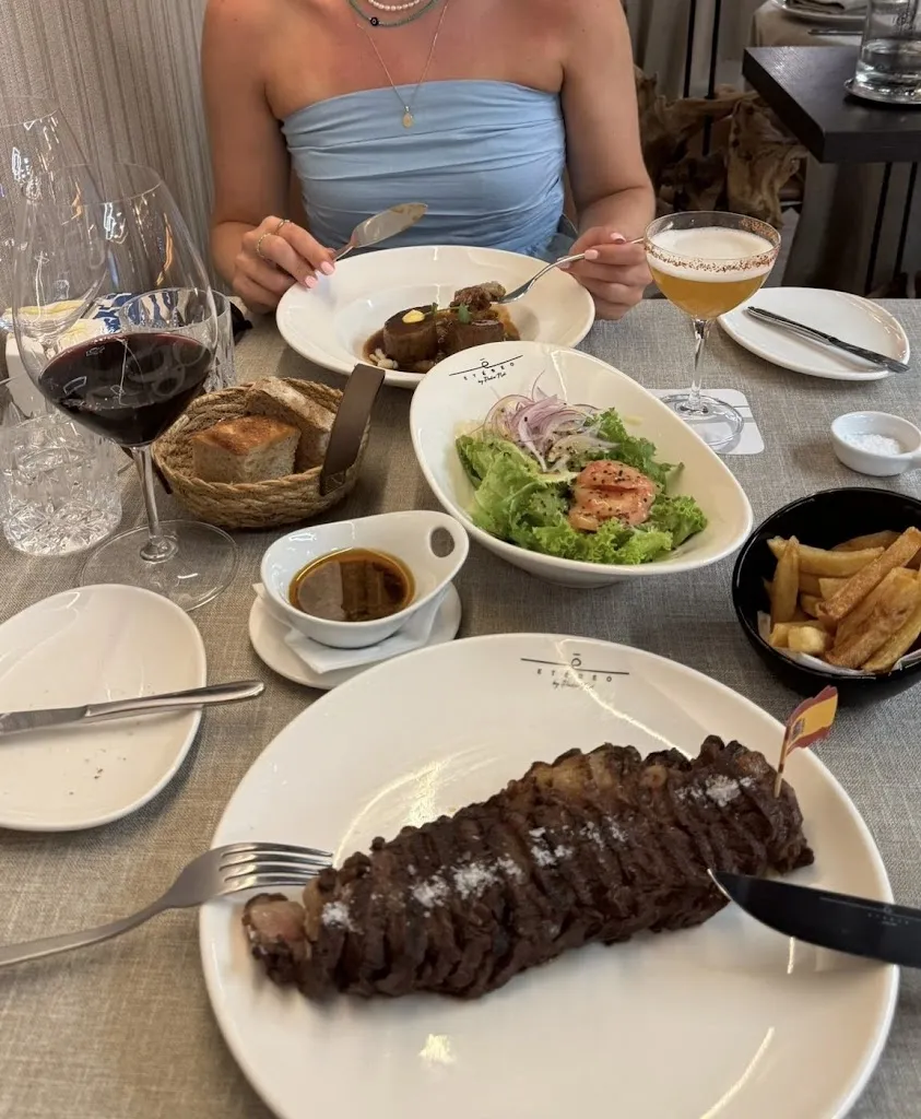 Natália Antošíková_Etéreo by Pedro Nel_Santa Cruz de Tenerife_review