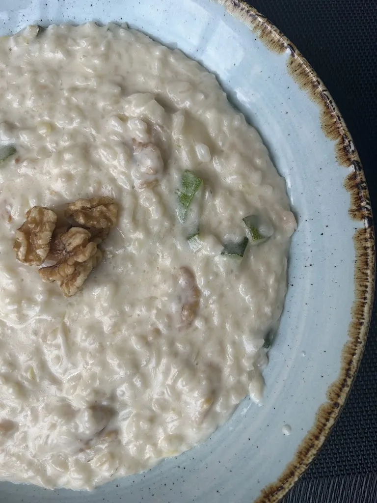 Víctor F._Compostelana Plaza de España_Santa Cruz de Tenerife_review