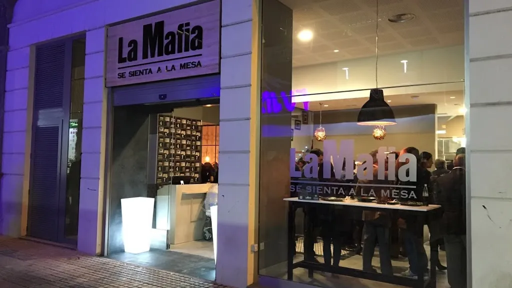 La Mafia se sienta a la mesa_Santa Cruz de Tenerife_slider_image_1
