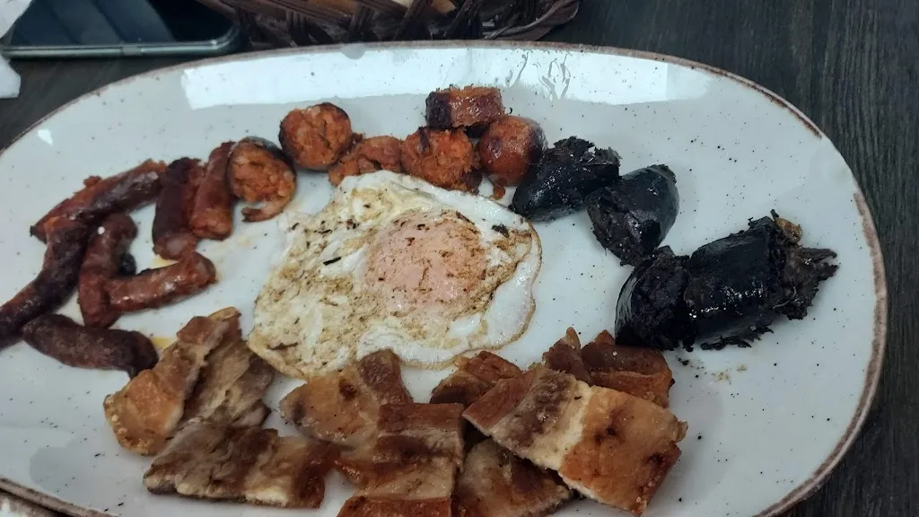 Silvia Domenech_Restaurante El desvan de la Plaza_Chinchilla de Monte-Aragón_review